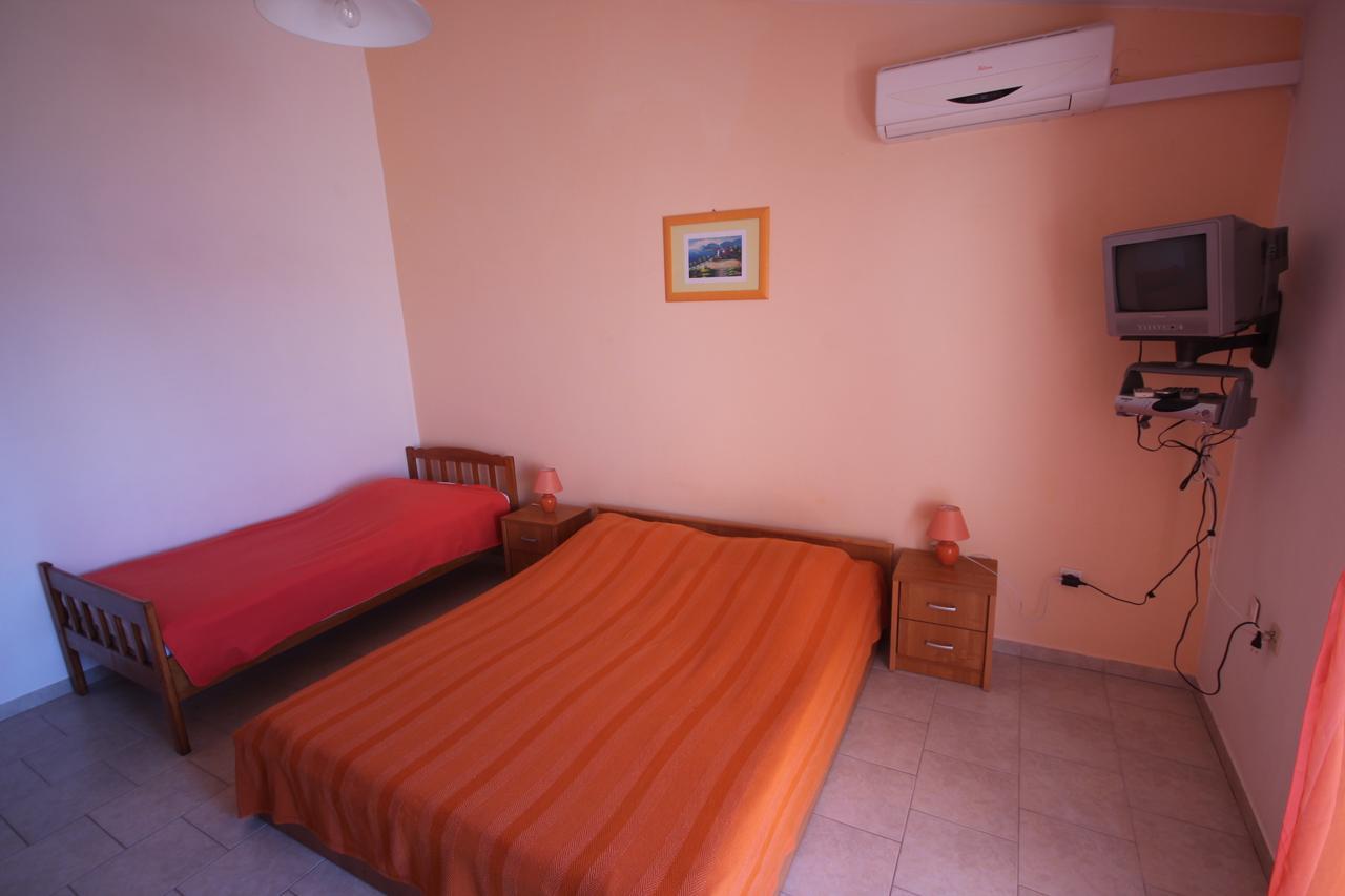 Apartments Njaco Razanac Exterior photo